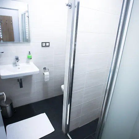 Pensionat V Brne - Schodova Brno